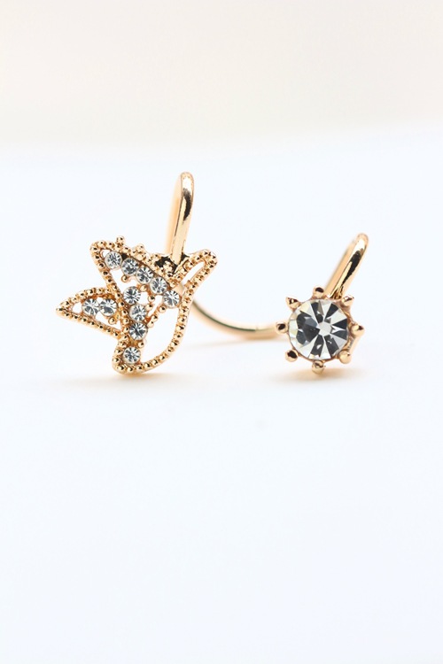 ต่างหูแฟชั่นนำเข้าจากเกาหลีรุ่น gold flower