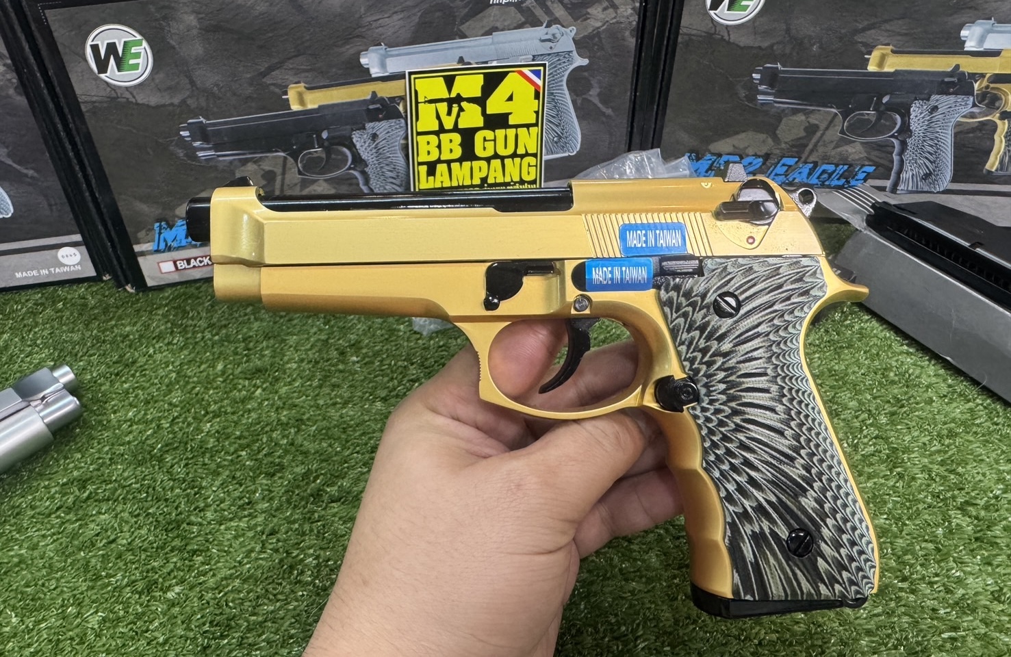 WE M92 EAGLE Full Auto GBB (Gold)
