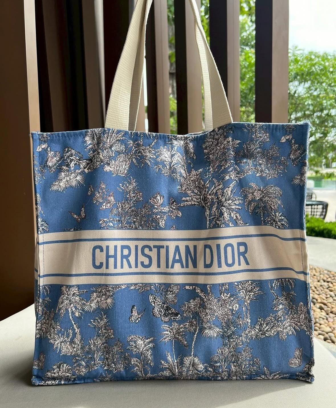 กระเป๋าสะพาย Dior Riviera Blue Tote Bag 2025