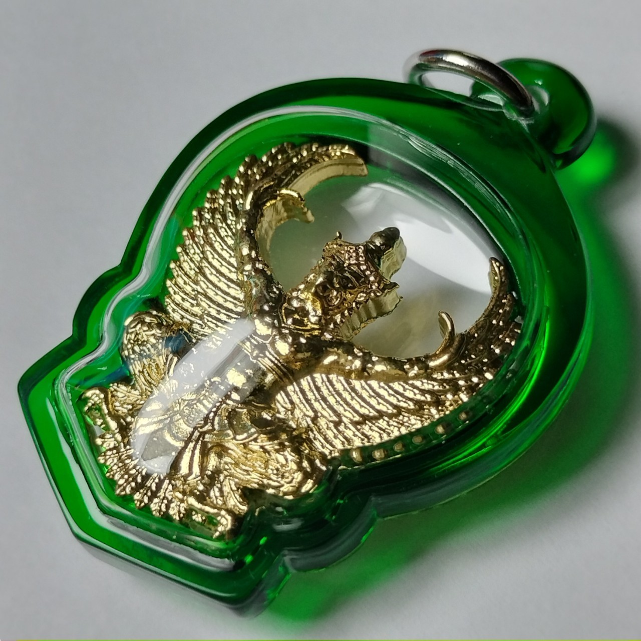 องค์พญาครุฑ อาจารย์วราห์ วัดโพธิ์ทอง เนื้อ : กะไหล่ทอง ปี : 2565