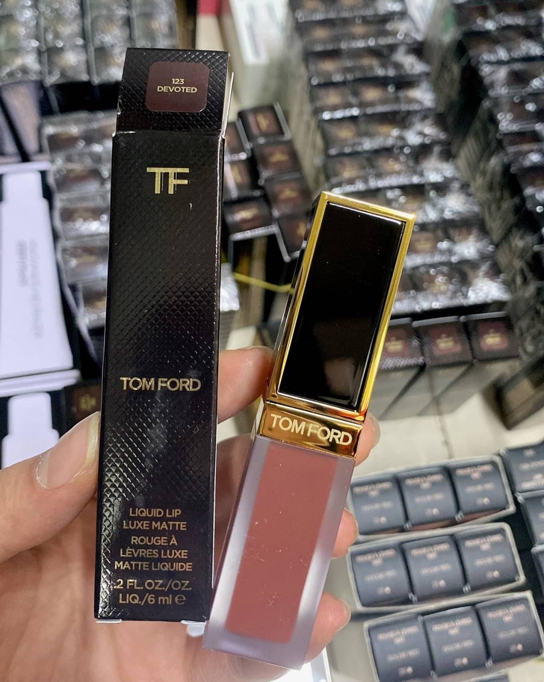 Tom Ford Liquid Lip Luxe Matte 6 ml # 123 Devoted