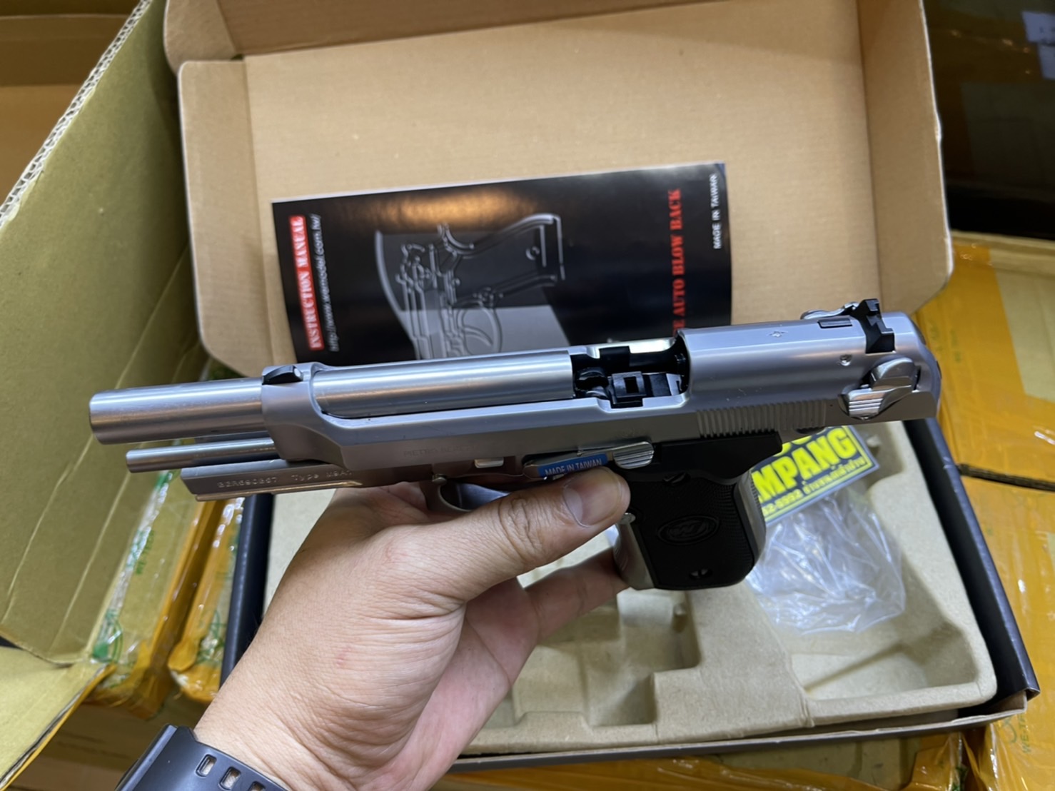 WE M9A1 Beretta (Full Auto) – สีเงิน