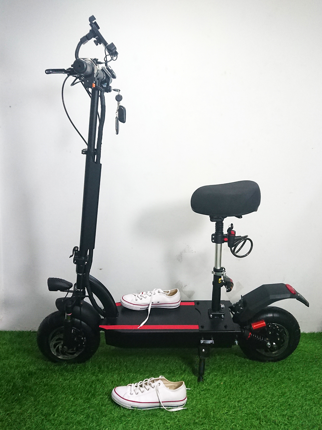 [0601] สกู็ตเตอร์ไฟฟ้า รุ่น BigScoot ล้อ 11 นิ้ว แบตเตอรี่ 60V ใช้เดินทางจริงจัง ฟังก์ชั่นเพียบ Electric scooter