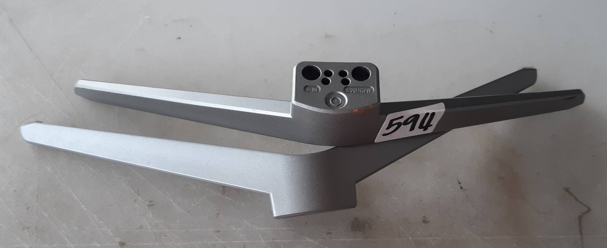 อันที่ 594 ขาทีวี TCL 50 LINE TV 68-623710-0ZR