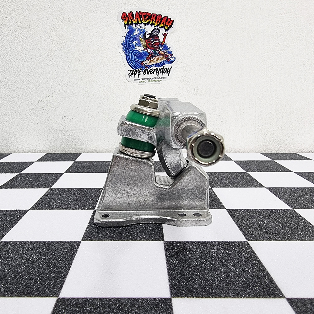 [0306] Surf truck บุช ชิ่ง เหลี่ยม 6.25 นิ้ว สูง 3.25นิ้ว Eys เหล็กหนาแข็งแรง