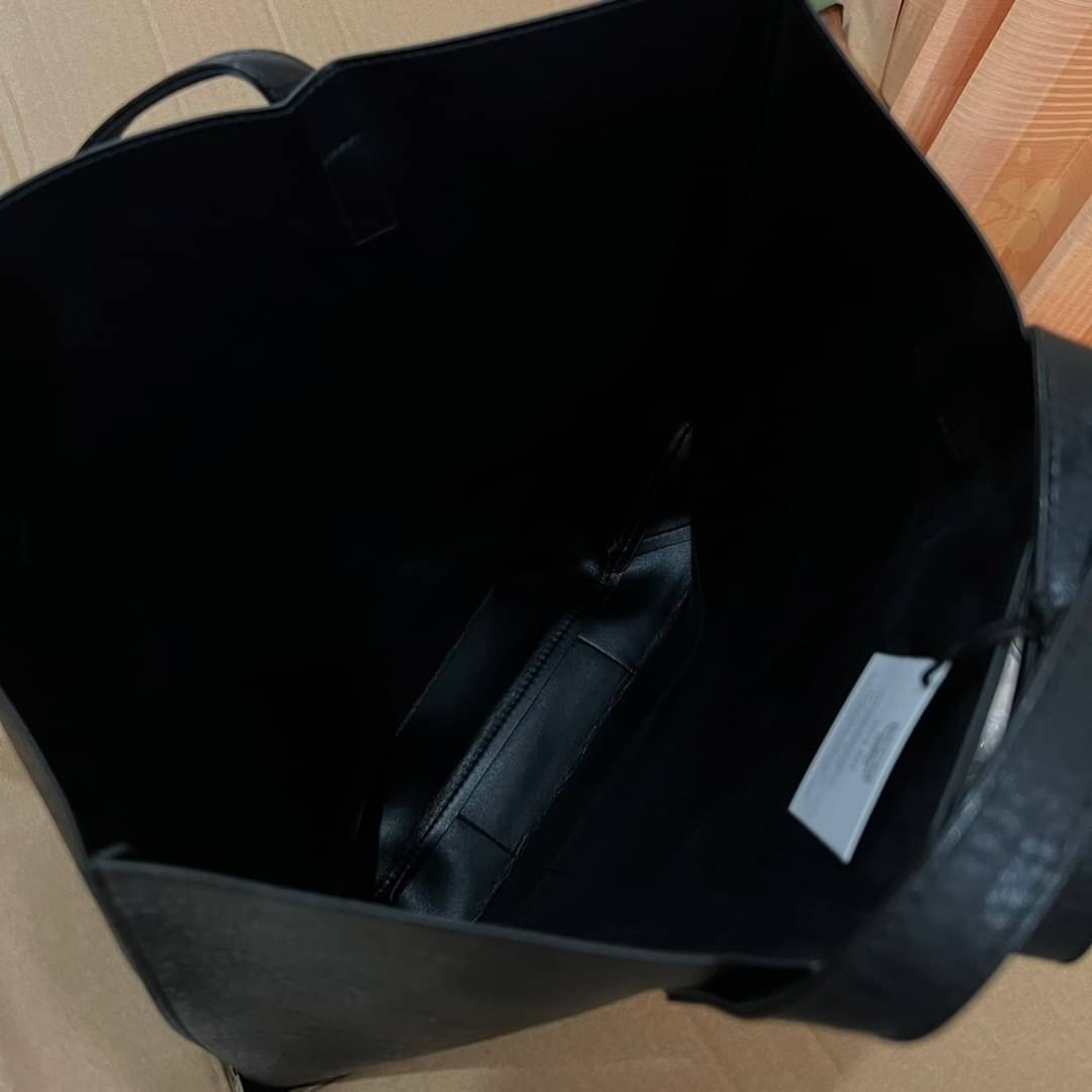 กระเป๋าสะพาย MCM Tote Bag