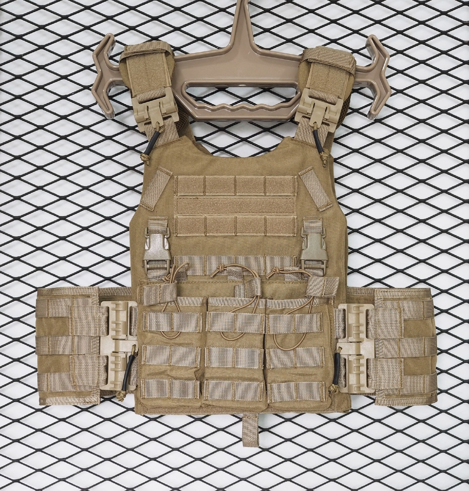 เสื้อเกราะปลดไว Swat Vest V9 (K01590)