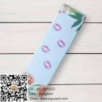 กล่องกระดาษปิดบนล่างสีขาวลายดอกไม้สีส้มปาก 2.5x2.5x8.5 cm. แพ็ค50ชิ้น :005007