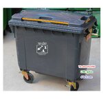 ถังขยะ กทม. พร้อมล้อเข็น รุ่นฝาเรียบ มีหูยก 660 ลิตร สีดำ (NADA)