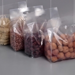 ถุงหูหิ้วเนื้อใส ขนาด 22+11x13 cm 50 ชิ้น รหัส 005658