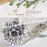 ปิ่นปักผมเงินรมดำแบบระย้า รูปดอกไม้ สไตล์โบฮีเมียนแอนทีค งานดีสวยงามมากค่ะ สามารถใส่แมทช์กับผ้าซิ่น ชุดไทย ล้านนา หรือใส่กับยีนส์ก็ได้ค่ะ เงิน (Silver)