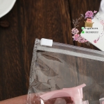 ถุงซองพลาสติกใสแบบซิปเลื่อนมีที่แขวน 23x17 cm. แพ็ค50ชิ้น : 005416