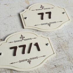 ป้ายบ้านวินเทจใหญ่ สีขาวเซาะร่อง โครงการหมู่บ้านจัดสรร