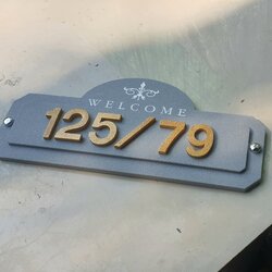 ป้ายบ้านเลขที่ welcome สีเทา 125 ทับ 79 ตัวเลขสีทอง