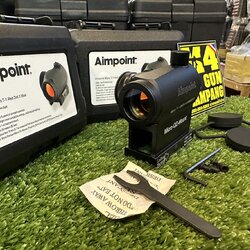 Dot: Aimpoint Micro T-1