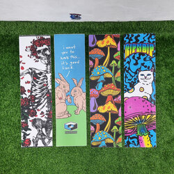 [0304][พร้อมส่ง]สติ๊กเกอร์กระดาษทราย ลายเห็ด กระโหลก ขนาด 83x24cm street skateboard Grip tape