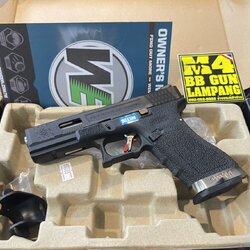 WE Glock17 Custom G-Force – เฟรมดำ สไลด์ดำ ลำกล้องเงิน T5