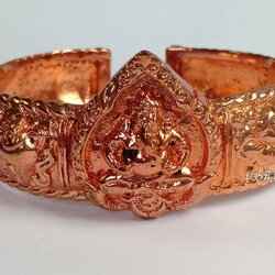 กำไลมงคงครอบจักวาล เนื้อ : นวฤทธิ์