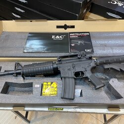 E&C 301 S2 : M4A1 บอดี้โลหะ