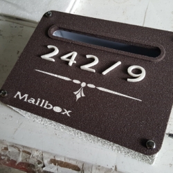 ตู้จดหมายลาย Mailbox สีโอ๊คเข้ม