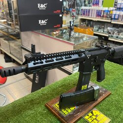 E&C 854 S2 : John Wick2 TTI TR-1 M-Lok 9" บอดี้โลหะ