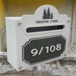 ตู้จดหมายวินเทจสวยๆโครงการบริสตอลพาร์ค พัทยา Bristol Park