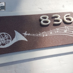 ป้ายบ้านเลขที่ ป้ายวินเทจสวยๆหินทรายสีโอ๊ค กรอบขาวลายดนตรี