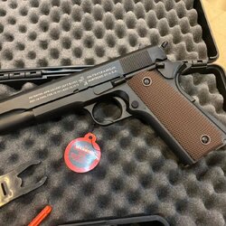Double Bell 723 - Colt M1911 A1