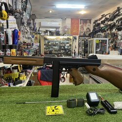 CYMA CM.033 Thompson