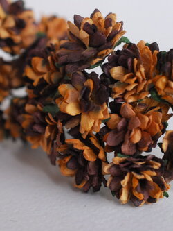 ดอกไม้ประดิษฐ์, ดอกไม้กระดาษสา, ดอก gypsophila, ดอกยิปโซ งานประดิษฐ์ตกแต่งของชำร่วย, ดอกไาด 1.5 cmม้ทำพานพุ่ม,พานพวงมาลัย, พานรับไหว้, ขันหมาก. สีน้ำตาลไหม้ปัด