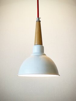 โคมไฟห้อย C009/1 สไตล์นอร์ดิก สายแดงโดดเด่น