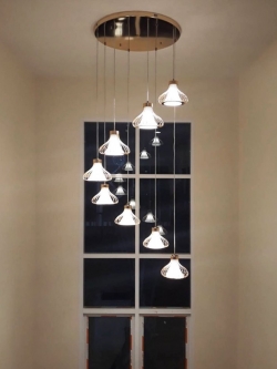 โคมไฟห้อย 9112/8 ดีไซน์โมเดิร์น ฐานทองหรู สำหรับโถงบ้านสูง