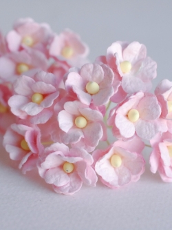 ดอกไม้กระดาษสา ราคาส่ง, ดอกไฮเดรนเยียกระดาษสา ดอกไม้ประดิษฐ์ ตกแต่งงานแต่งงาน ประดิษฐ์ข้อมือเพื่อนเจ้าสาว ขนา่ด 1.5 cm., สำหรับของชำร่วย, งานแต่งงาน, ดอกไม้ทำข้อมือเจ้าสาว สีชมพูอ่อน จำนวน 100 ดอก Paper flower,100 Pieces mulberry hydenyia, pink color.