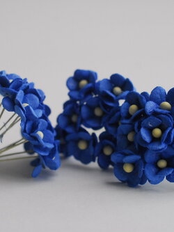 ดอกไม้กระดาษสา ราคาส่ง, ดอกไฮเดรนเยียกระดาษสา ดอกไม้ประดิษฐ์ ตกแต่งงานแต่งงาน ประดิษฐ์ข้อมือ เพื่อนเจ้าสาว ขนาด 1.5 cm., สำหรับของชำร่วย, งานแต่งงาน, ดอกไม้ทำข้อมือเจ้าสาว สีน้ำเงินroyal จำนวน 100 ดอก Paper flower,100 Pieces mulberry hydenyia, royal blue 