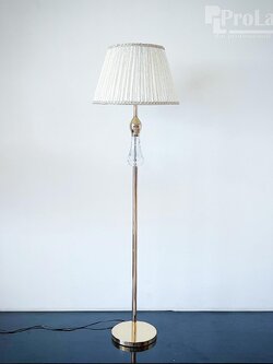 โคมไฟตั้งพื้น LF1922 หัวโคมผ้า เสาทองเงา พร้อมคริสตัลหรูหรา