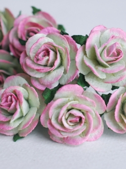 ดอกไม้กระดาษสา ดอกไม้กระดาษสา ราคาส่ง, ดอกกุหลาบกระดาษสา ดอกไม้ประดิษฐ์ สำหรับตกแต่ง หรืองานแต่งงาน สีเขียวปัดชมพูตุ่นขนาด 2.5 cm. จำนวน 50 ดอก Paper flowers, handmade flowers, small roses paper size 2.5 cm. 50 pieces, green brush pink color.
