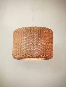 โคมไฟห้อย A0061 ทรงกระบอกหวายเทียมสีธรรมชาติ