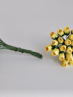 ดอกไม้กระดาษสา ดอกไม้กระดาษสา จตุจักร งานประดิษฐ์ ดอกไม้ทำข้อมือเพื่อนเจ้าสาว แต่งงาน, ดอกกุหลาบตูม 50 ดอก สีเหลือง ขนาด 0.8x1.5 cm. paper flowers, budding roses flower 0.8 x1.5 cm. 50 pieces. yellow color