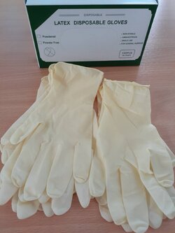 [ยกลัง 10 กล่อง] LOF55 ถุงมือยางธรรมชาติ แบบไม่มีแป้ง มีตำหนิ ไม่มีแบรนด์ 1 ลัง (10 กล่อง/ลัง : 100ชิ้น/กล่อง)