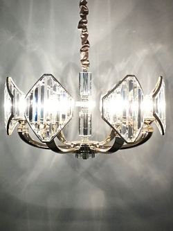 โคมไฟระย้า 8812/6 คริสตัลหรู ฐานทอง