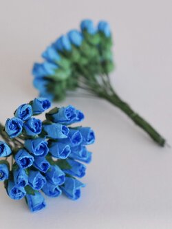 ดอกไม้กระดาษสา ดอกไม้กระดาษสา จตุจักร งานประดิษฐ์ ดอกไม้ทำข้อมือเพื่อนเจ้าสาว แต่งงาน, ดอกกุหลาบตูม 50 ดอก สีฟ้าน้ำทะเล ขนาด 0.8x1.5 cm. paper flowers, budding roses flower 0.8 x1.5 cm. 50 pieces. azure color