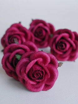 ดอกไม้กระดาษ ดอกไม้กระดาษสา ดอกกุหลาบกระดาษสา ราคาส่ง ดอกุหลาบสีแดงไวน์ ขนาด4.5 cm. จำนวน 20 ดอก Paper flower, DIY wedding supplies:20 Pieces mulberry rose, 4.5 cm. red wine color.