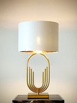 โคมไฟตั้งโต๊ะ MT9048