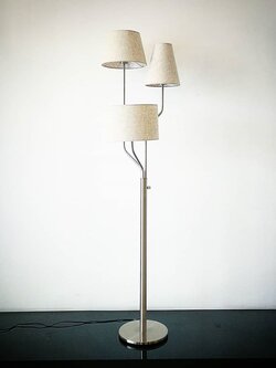 โคมไฟต้ังพื้น ML8830