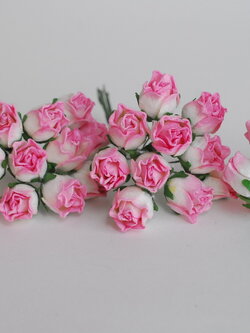 ดอกไม้กระดาษสา ดอกไม้กระดาษสา จตุจักร งานประดิษฐ์ ดอกไม้ทำข้อมือเพื่อนเจ้าสาว แต่งงาน, ดอกกุหลาบตูม 50 ดอก สีชมพูปัดขาว ขนาด 1.5 x 1.5 cm. paper flowers, budding roses flower 1.5x1.5 cm. 50 pieces. pale pink brush white color.