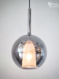 โคมไฟห้อยแก้วทรงกลม P003/250 GREY ดีไซน์เรียบหรูสำหรับตกแต่งบ้าน