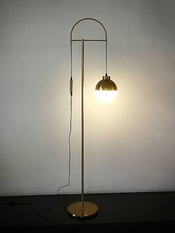 โคมไฟต้ังพื้น ML9050