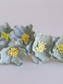 ดอกไม้กระดาษสา ดอกโลตัสอินโดนิเซียกระดาษ ดอกไม้กระดาษสาราคาส่ง ดอกไม้กระดาษสำหรับตกแต่งของชำร่วย งานแต่งงาน ทำช่อดอกไม้ติดอกเจ้าบ่าว ข้อมือดอกไม้เจ้าสาว ขนาด3.5 cm. 25 ดอก สีเขียวตุ่น Paper flowers supplies: DIY wedding tools Big Cherry blossom (Lotus Ind