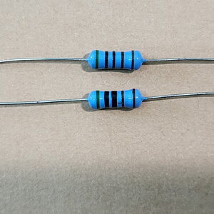 ตัวต้านทาน 5K Ohm 5 แถบสี มีสีอะไรบ้าง ตามรูปอ่านค่าได้กี่โอห์ม