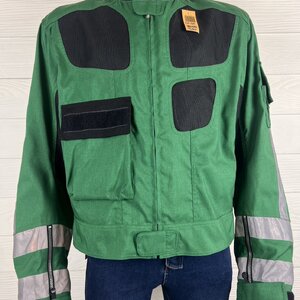 เสื้อขี่มอเตอร์ไซด์( มือสอง) CSA 685 : อก 56" ยาว 25" รอบเอว 48“ (3XL) BMW